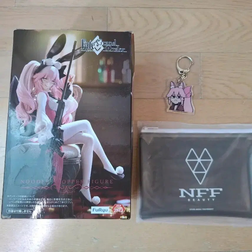 [BUNJANG] Fate/Grand Order Koyanskaya Noodle Stopper Figure Bundle Set with Keychain and Pouch / 페그오 코얀스카야 누들 스토퍼 + 키링 + 파우치 일괄