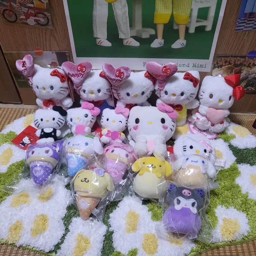[BUNJANG] Sanrio Hello Kitty Keychain Doll Bundle Set / 산리오 키티 키링 인형 일괄 세트 택포
