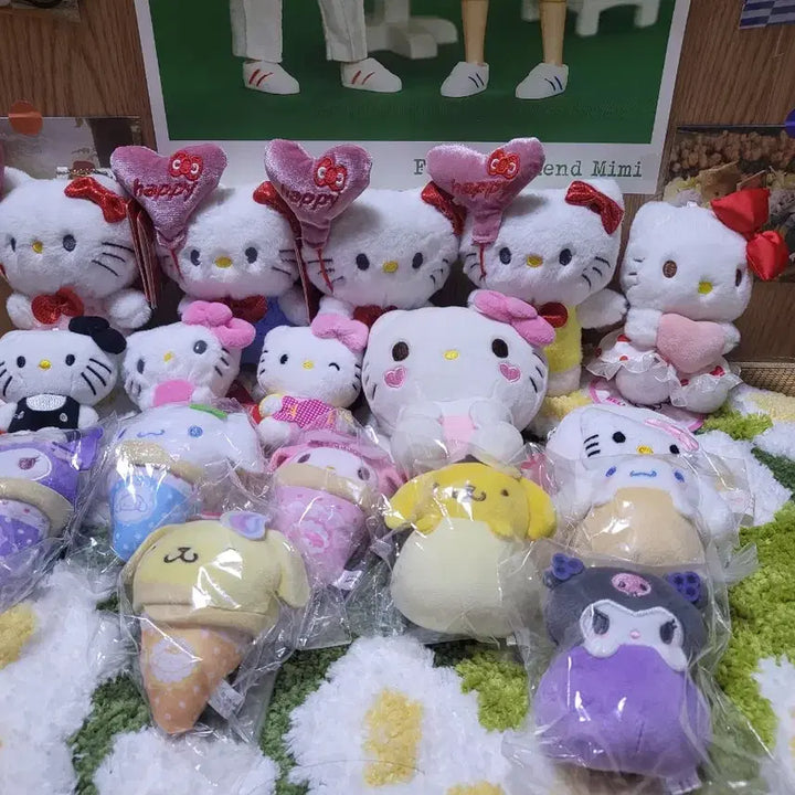 [BUNJANG] Sanrio Hello Kitty Keychain Doll Bundle Set / 산리오 키티 키링 인형 일괄 세트 택포
