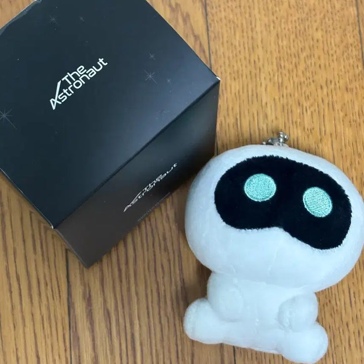 [BUNJANG] BTS Jin The Astronaut WOOSEYONG Plush Keychain / bts 방탄 석진 더 에스트로넛 우떠 인형 키링