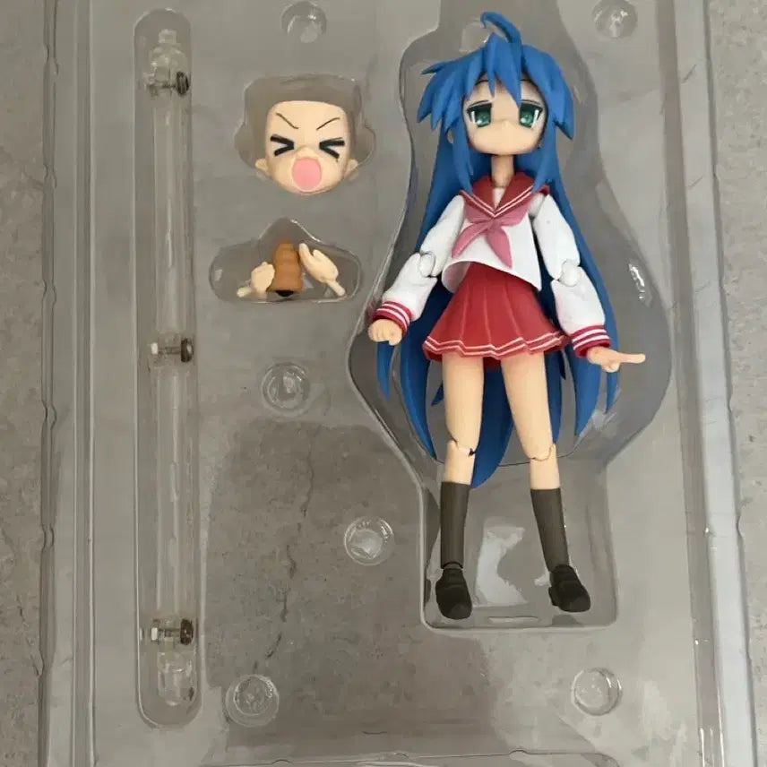 [BUNJANG] Lucky Star Izumi Konata Figma Figure / 러키스타 이즈미 코나타 피그마 피규어 판매 럭키스타