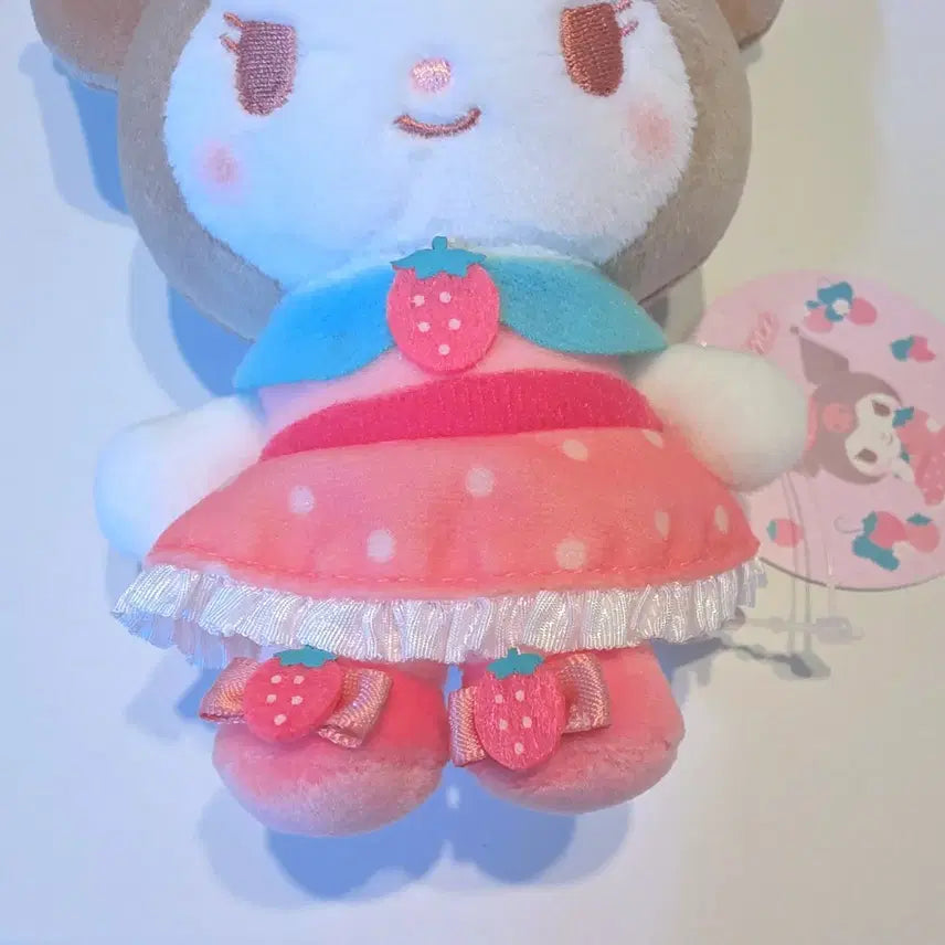 [BUNJANG] Sanrio Kuromi Strawberry Cheek Mascot Keyring Plush / 일본정품)산리오 쿠로미 딸기 치크 마스코트 키링 인형