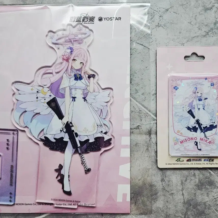 [BUNJANG] Blue Archive Mika Asakusa Acrylic Keyholder &amp; IC Card Set / 블루아카이브 미카 아사쿠사 아크릴 키홀더, 중국 교통계 IC카드 등