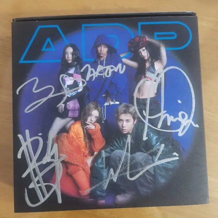[BUNJANG] All Day Project Famous Signed Album / 올데이프로젝트 페이머스 친필 싸인 앨범 ADP