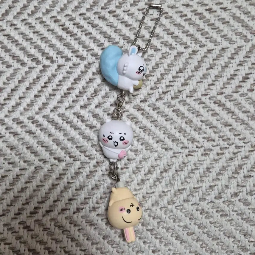 [BUNJANG] Chiikawa Chein Chain Gacha Keyring Set (3 Types) / 치이카와 줄줄이 가챠키링 3종 일괄 모몽가 치이카와 우사기