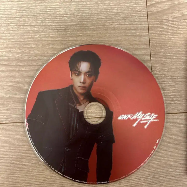 [BUNJANG] ONF Myself Album Digipack Jiseong Version + Jiseong Photocard / 온앤오프 myself 앨범 디지팩 이션 ver + 이션 포카