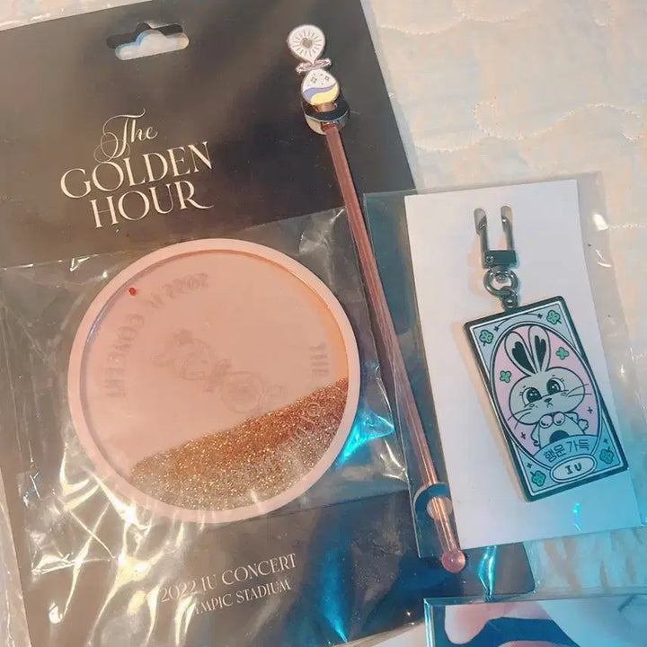 [BUNJANG] IU Golden Hour Metal Teapot Ring &amp; Coaster Set Bundle / 아이유 md 코스터머들러, 토끼 키링 일괄