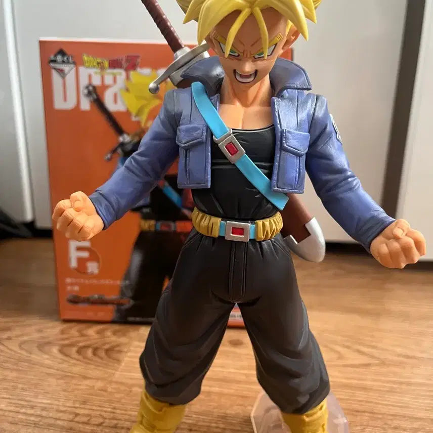 [BUNJANG] Dragon Ball Trunks Figure (F Prize) / 드래곤볼 트랭크스 f상 판매