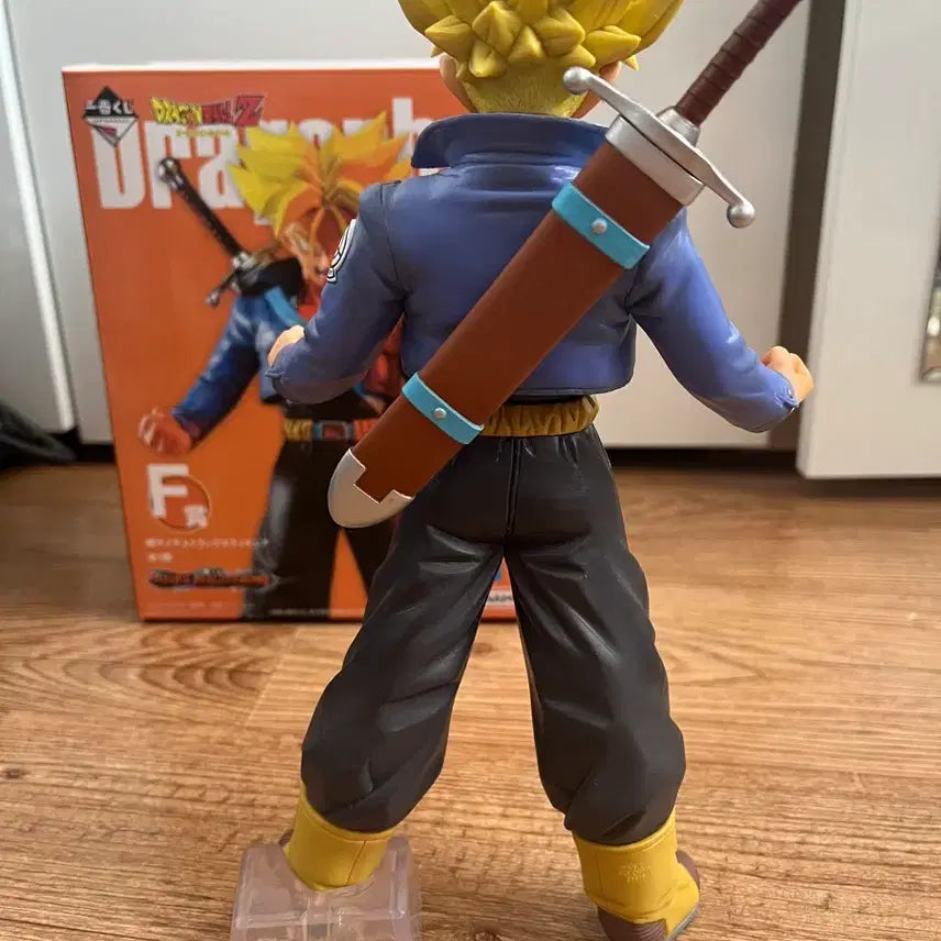 [BUNJANG] Dragon Ball Trunks Figure (F Prize) / 드래곤볼 트랭크스 f상 판매