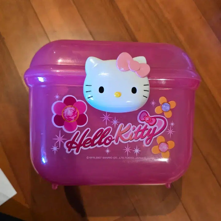[SOLD OUT] 고전키티 보관함 판매합니다!