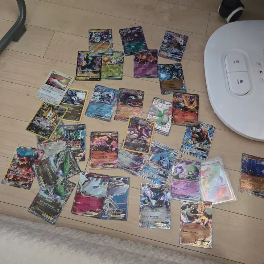 [BUNJANG] Assorted Pokemon Cards / 포켓몬 카드 다수