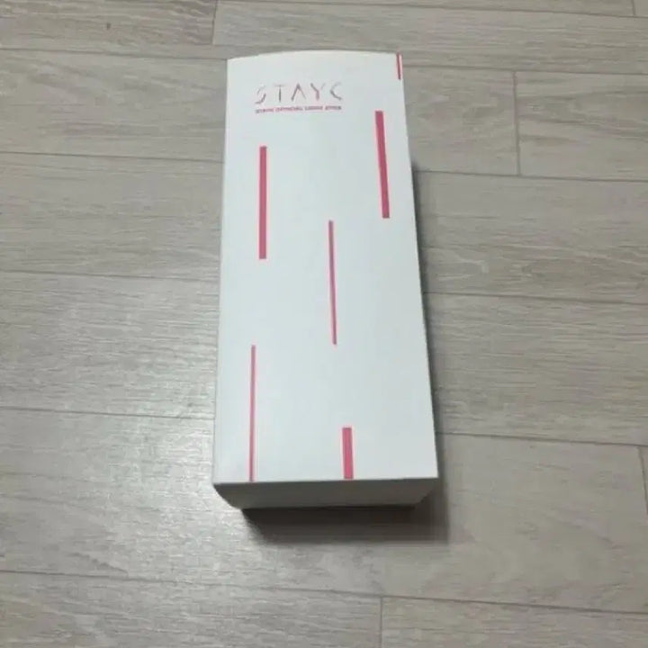 [BUNJANG] STAYC Official Light Stick / 스테이씨 공식 응원봉