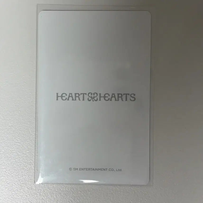 [BUNJANG] HATS TO HEARTS Jiwoo Lightstick Photocard / 하츠투하츠 지우 응원봉 포카