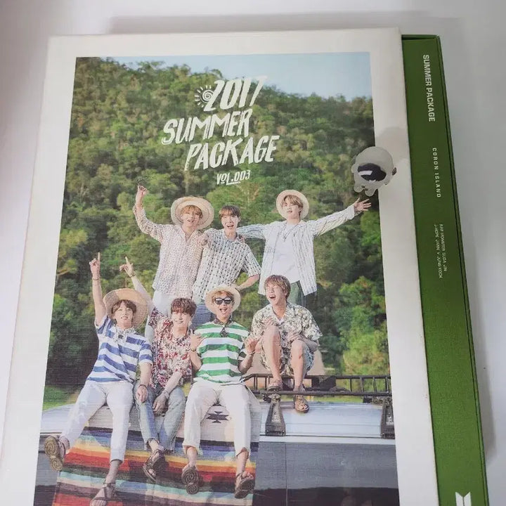 [BUNJANG] BTS 2017 Summer Package / BTS 2017 써머 패키지