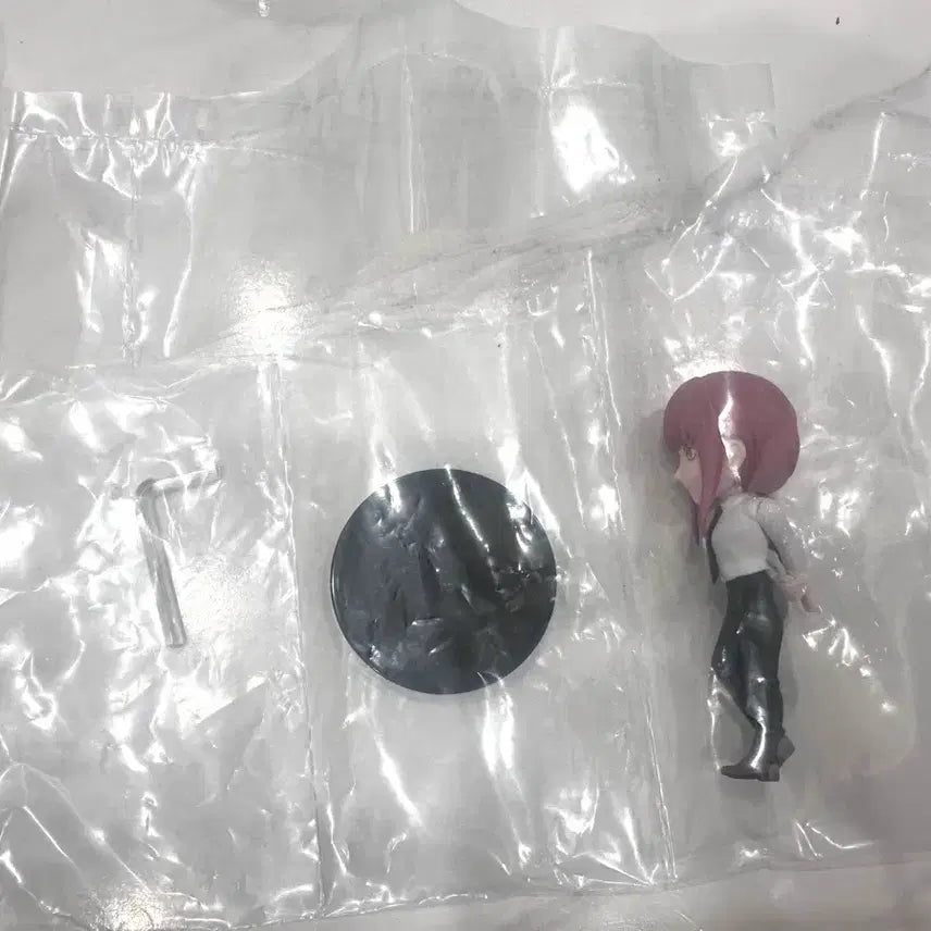 [BUNJANG] Chainsaw Man World Collectable Figure Set (Makima, Reze) / 체인소맨 월드 콜렉터블 피규어 (마키마,레제 세트)