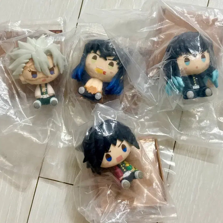 [BUNJANG] Demon Slayer: Mugen Train Chokonokko Figure Bundle (Sealed) / 귀멸의칼날 무한성 초코노코 기유 무이치로 사네미 이노스케 미개봉 일괄만