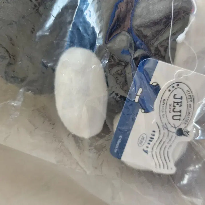 [BUNJANG] Jeju Limited Edition Miffy Medium Plush (25cm) / 제주 한정판 해녀 미피 중형인형(25cm)