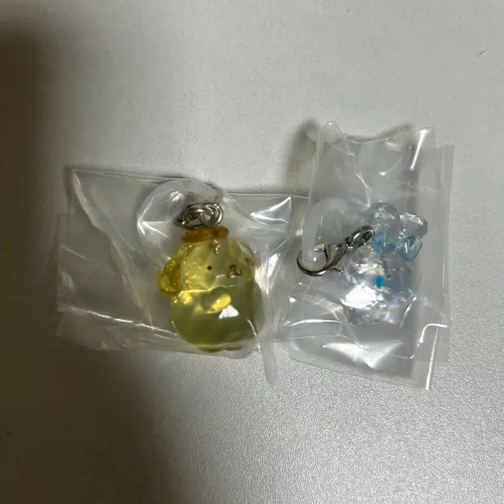 [BUNJANG] Sanrio Crystal Badge / 산리오 크리스탈 메지루시
