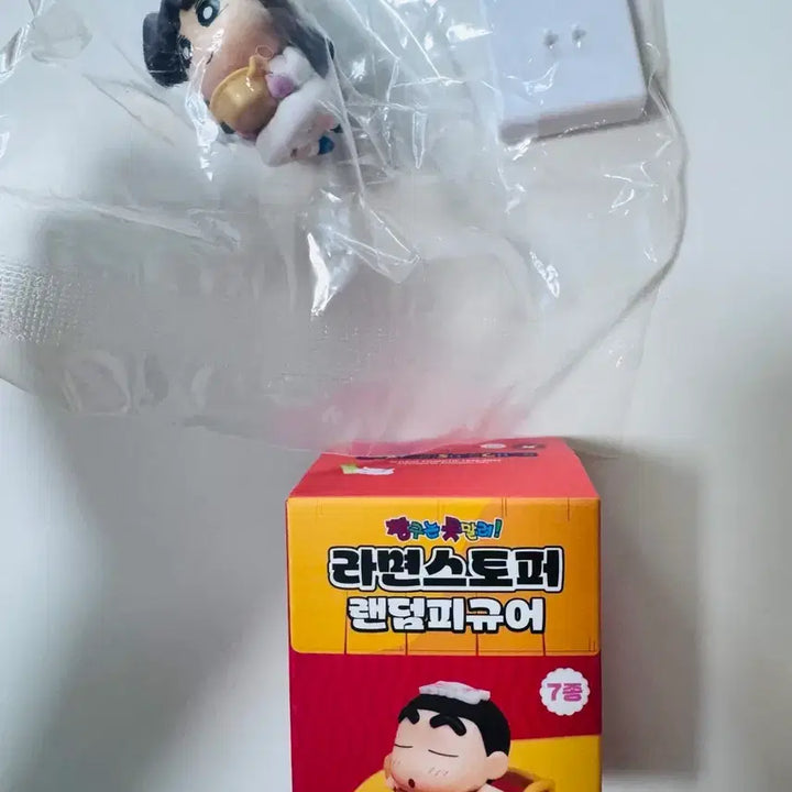 [BUNJANG] Crayon Shin-chan Suzie Noodle Stopper Figurine / 수지 피규어, 수지 라면스토퍼, 짱구는 못말려 라면스토퍼 피규어