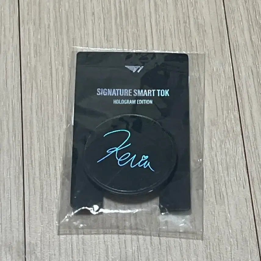 [BUNJANG] T1 Keria Signed GripTok / 티원 케리아 싸인 그립톡