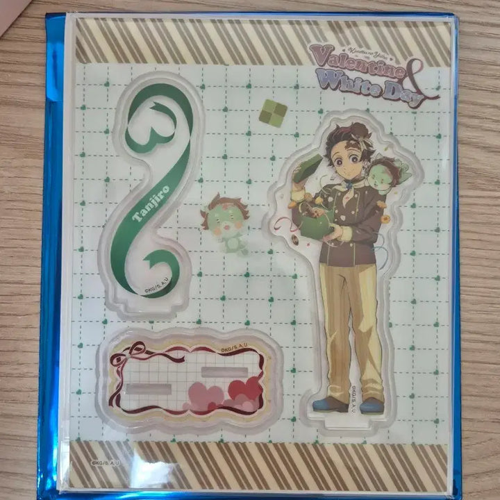 [BUNJANG] Demon Slayer Tanjiro Valentine &amp; White Day Acrylic Stand (Sealed) / 귀멸의 칼날 발렌타인&amp;화이트데이 아크릴 스탠드 탄지로