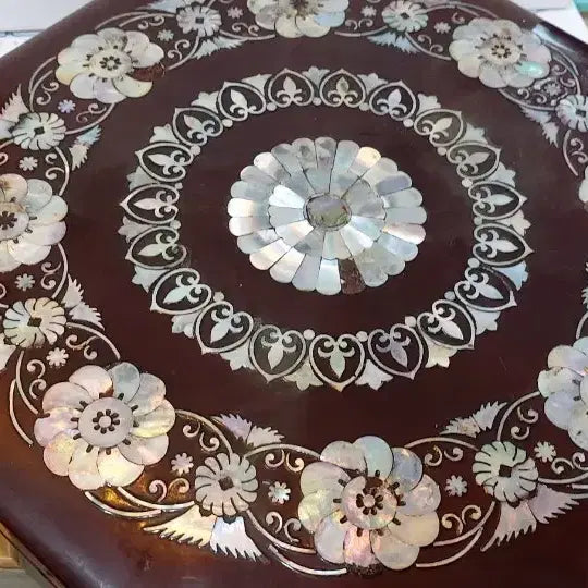 [BUNJANG] Vintage Mother-of-Pearl Inlaid Nine-Compartment Serving Tray / 빈티지자개구절판