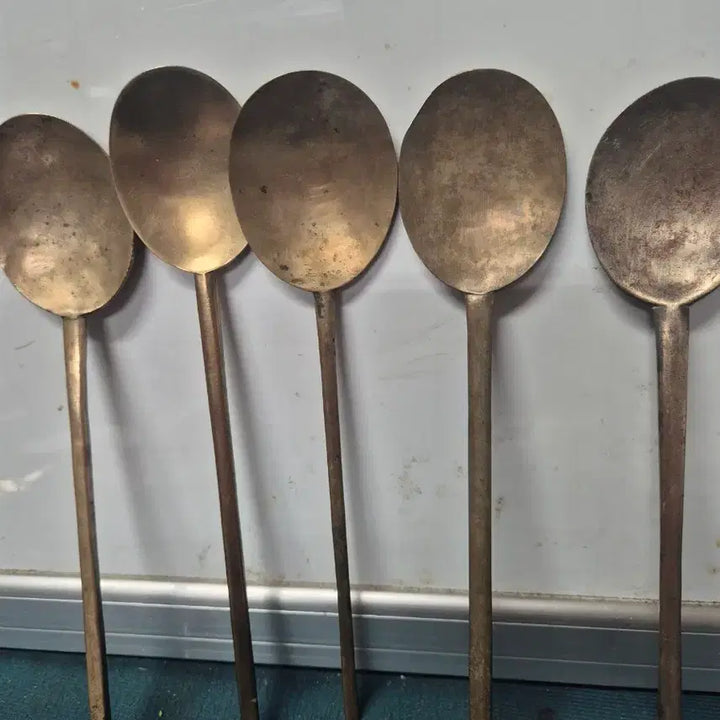 [BUNJANG] Joseon Dynasty Bangjja Bronze 10-Piece Cutlery Set / 조선방짜10점일괄(놋수저)