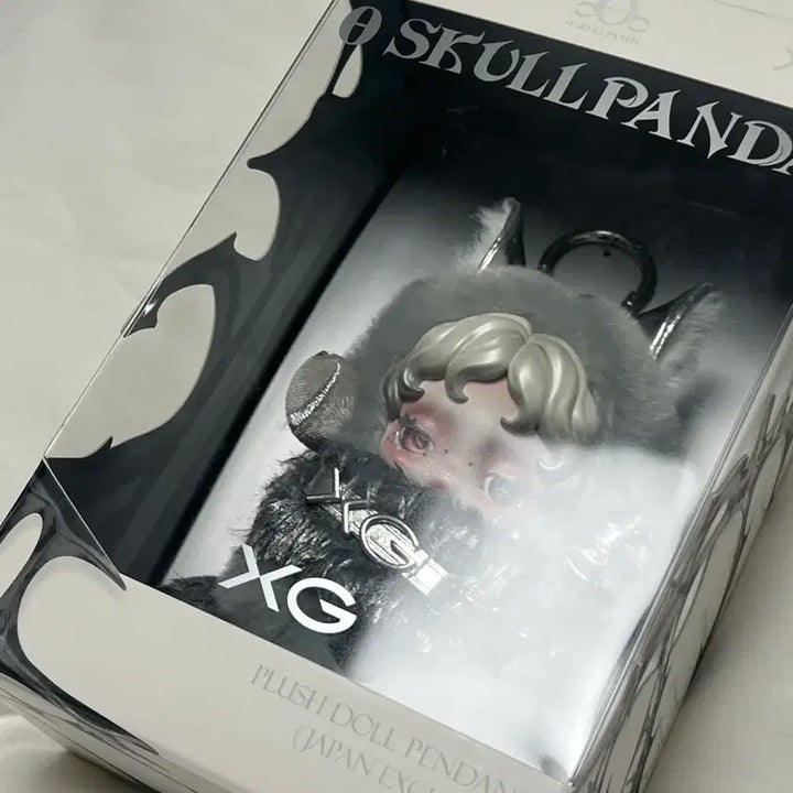 [BUNJANG] Pop Mart Skullpanda XG Japan Limited Edition Plush Toy / 팝마트 스컬판다 정품 XG