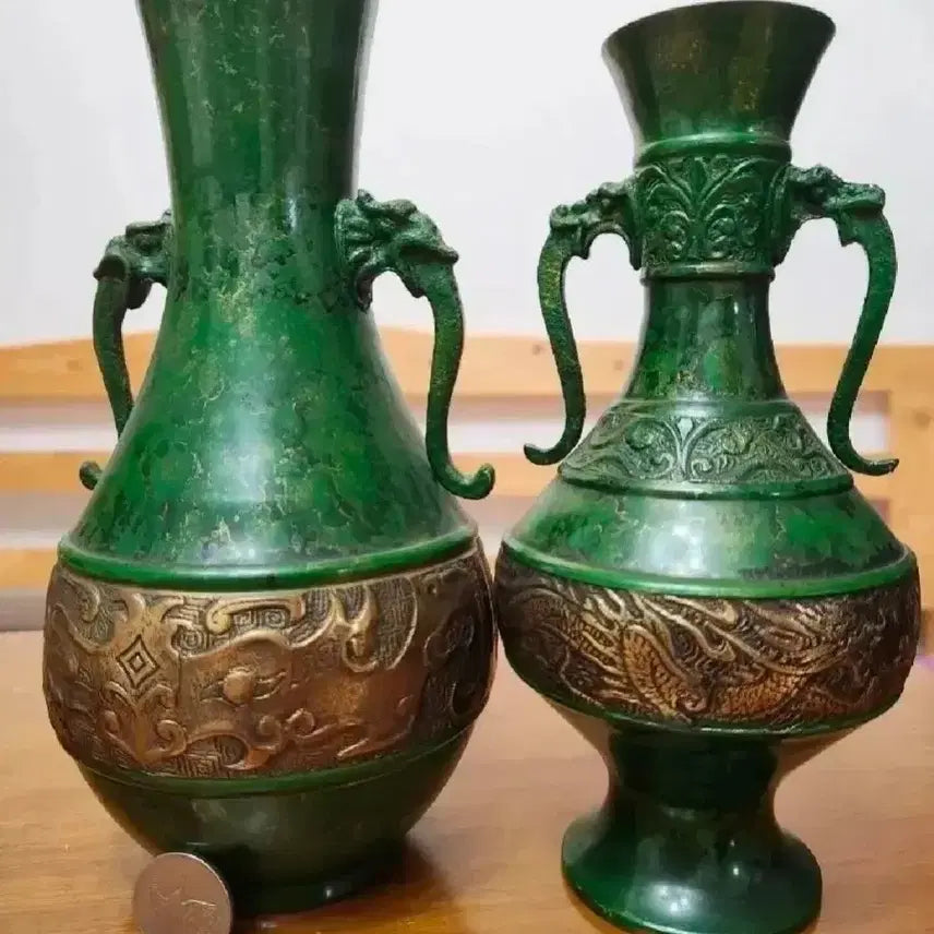 [BUNJANG] 1978 Seoul Trust Bank Commemorative Vases (Set of 2) / 골동품, 1978년 9~10월 서울신탁은행  물품 2개 일괄