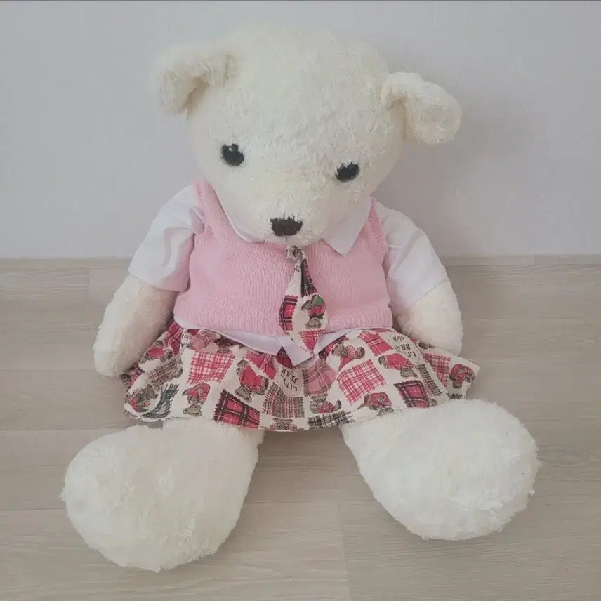 [BUNJANG] Bear Plush Pink Vest and Check Skirt Set / 인형 곰돌이 핑크 베스트 체크 치마