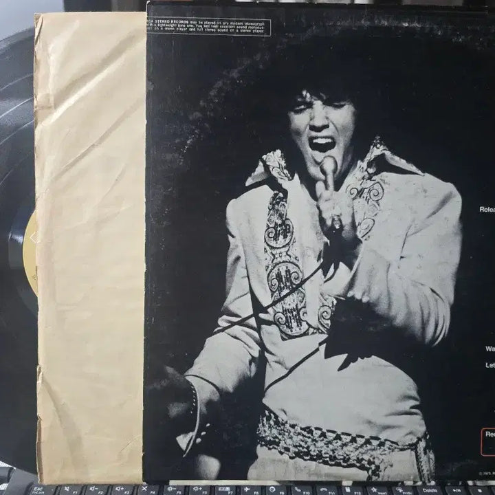 [BUNJANG] Elvis Presley On Stage (February, 1970) Original LP USA / 엘비스 Elvis Presley_On Stage_LP USA
