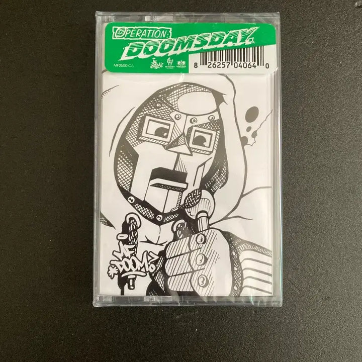 [BUNJANG] MF Doom Operation: Doomsday Green Sketch Cassette Tape / MF Doom-Operation: Doomsday 그린스케치 카세트