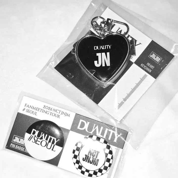 [BUNJANG] NCT Dream Jeno Jaemin Duality Fanmeeting Entrance Gift Badge &amp; Keyring Set / 엔시티드림 제노재민 팬미팅 듀얼리티 입장기프트 양도합니다