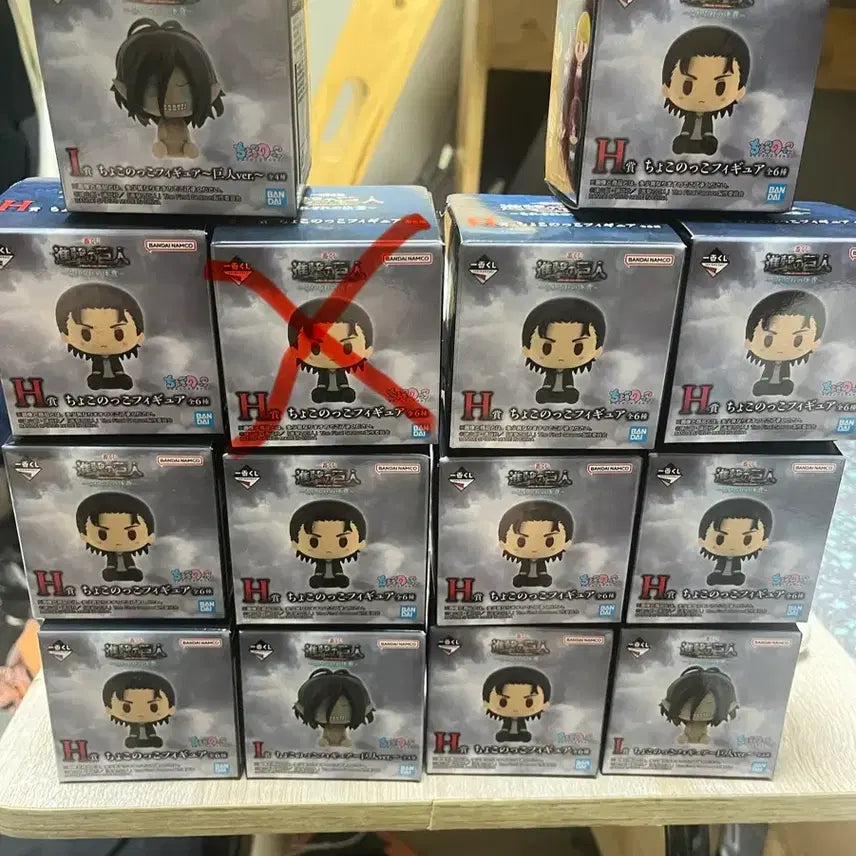 [BUNJANG] Attack on Titan Chokonokko Figure Set H &amp; I (Bundle) / 진격의 거인 쵸코놋코 피규어 H,I상 일괄판매