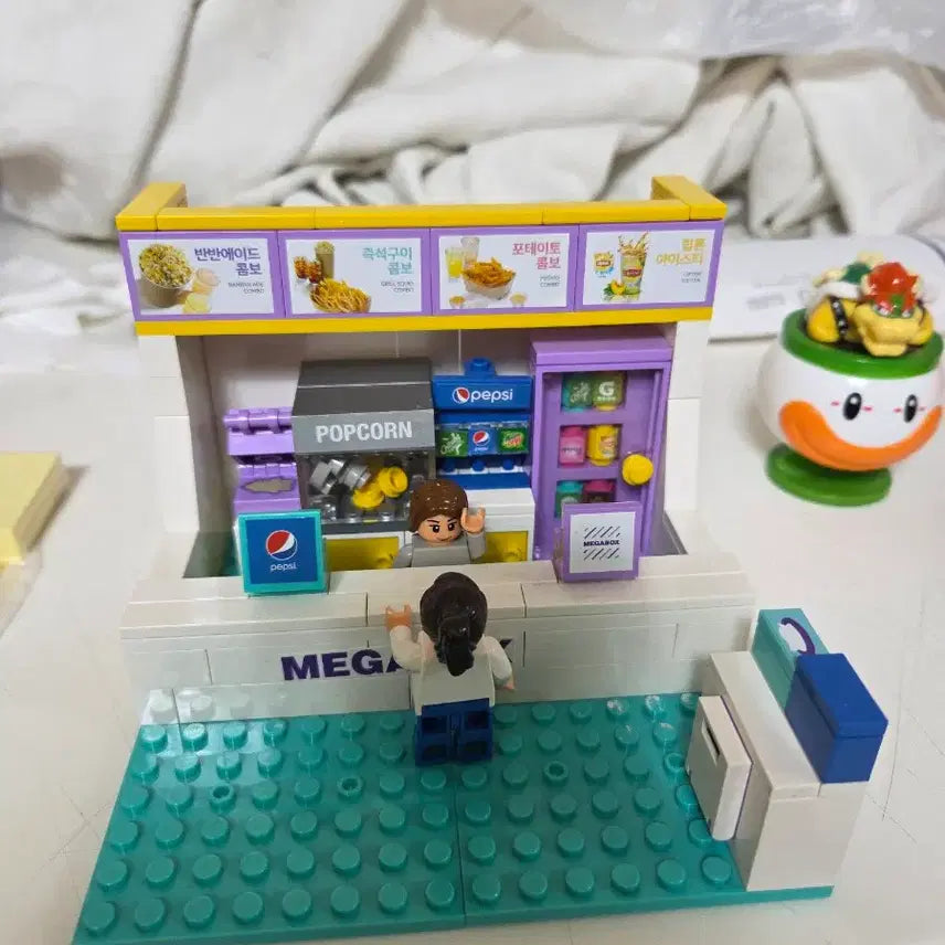[BUNJANG] Megabox Lego Popcorn Shop Set (Oxford/Limited Edition) / 메가박스 레고 팝콘 가게 세트 (옥스포드/한정판)