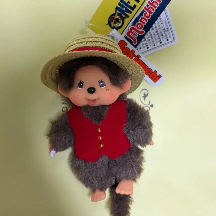 [BUNJANG] Monchhichi x One Piece Luffy Monchhichi Keychain / [새상품] 몬치치 x 원피스 루피 몬치치 키 체인 몬치치 키링