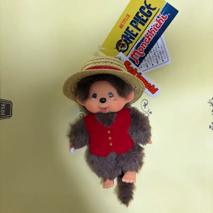 [BUNJANG] Monchhichi x One Piece Luffy Monchhichi Keychain / [새상품] 몬치치 x 원피스 루피 몬치치 키 체인 몬치치 키링
