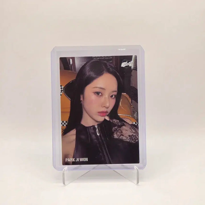 [BUNJANG] fromis_9 Jiwon 99 Limited Selfie Photocard / 테레카 프로미스나인 박지원 99한정 셀피 카드