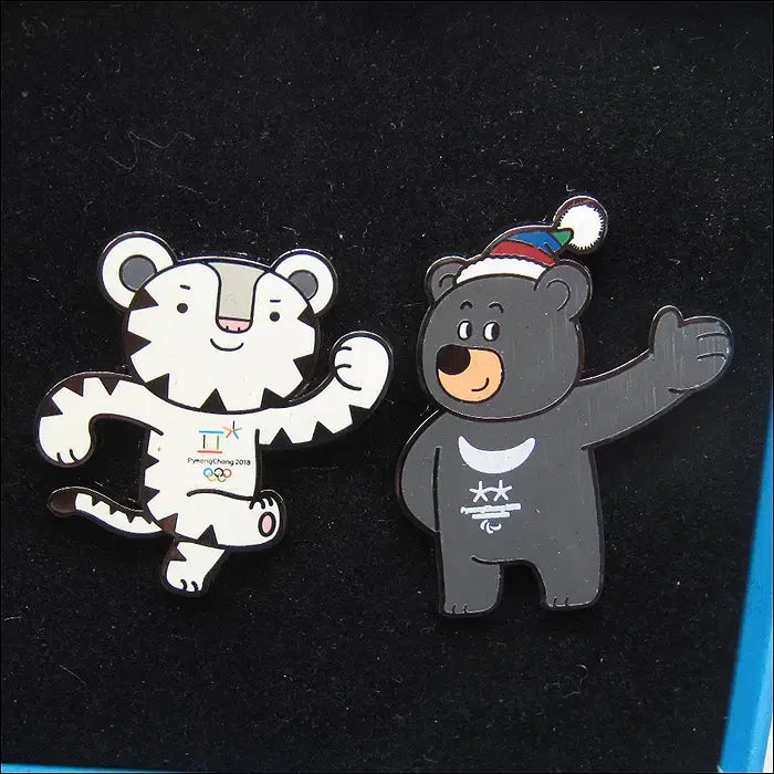 [BUNJANG] Soohorang &amp; Bandabi Olympic Mascot Badge Set / 평창동계올림픽 수호랑 반다비 배지 세트