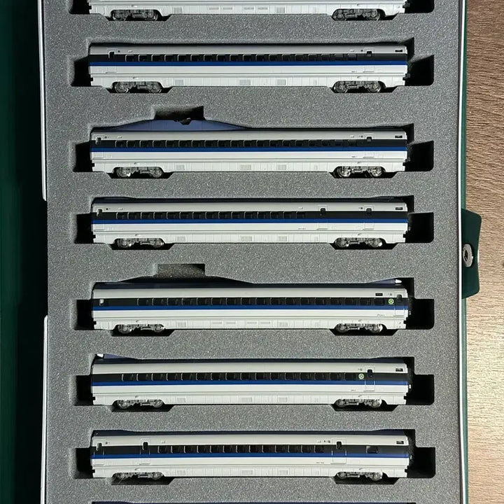 [BUNJANG] KATO N Scale 500 Series Shinkansen 8-Car Extension Set (10-1795) / 철도모형 KATO 10-1795 신칸센 500계 8량 증결 세트
