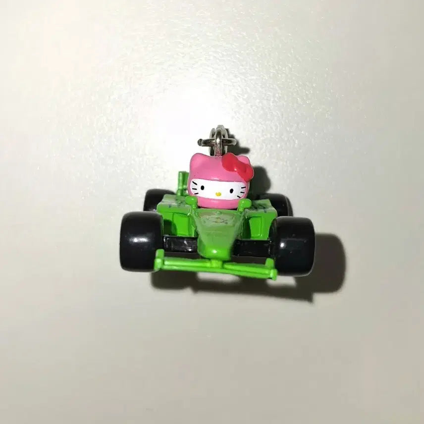 [BUNJANG] Vintage Racing Car Kitty Strap / 고전 레이싱카키티스트랩