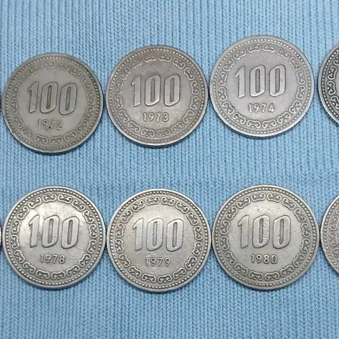 [BUNJANG] 1971-1982 100 Won Coin Bundle (10 pcs) / 100원 동전 1971년-1982년 10개