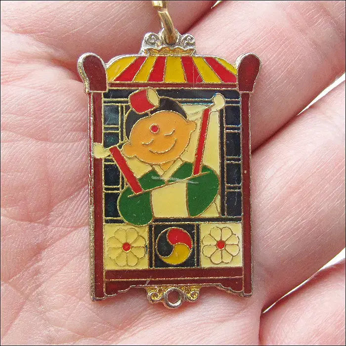 [BUNJANG] Korean Traditional Kiln Bride Keychain / 한국 전통 가마타고가는 신부 열쇠고리