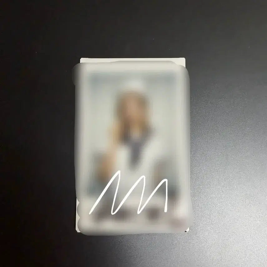 [BUNJANG] ifeye Rahee Marine Look Signed Polaroids Pink Hair / 260626 이프아이 라희 마린룩 싸폴 싸인 폴라 핑머 ifeye