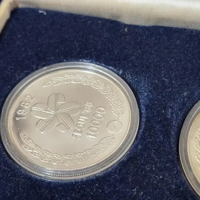 [BUNJANG] 1988 Seoul Olympics Commemorative Silver Coins (10,000 KRW, 20,000 KRW, 1,000 KRW) / 88올림픽 기념은화 1982년 (만원, 2만원, 천원)