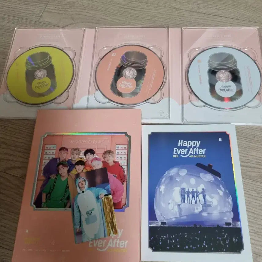[BUNJANG] BTS Muster 4th Term Jin Photocard Bundle Set / 방탄소년단 머스터4기 윤기 포카포함 일괄양도.  bts