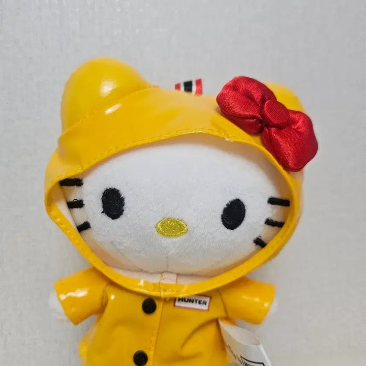 [BUNJANG] Hunter x Hello Kitty Collaboration Doll Keychain / 헌터 헬로키티 인형 키링