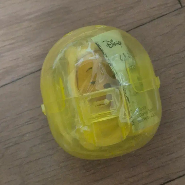 [BUNJANG] Disney Winnie the Pooh Rolled Blanket Gachapon / 디즈니 돌돌 말린 이불 가챠 곰돌이 푸