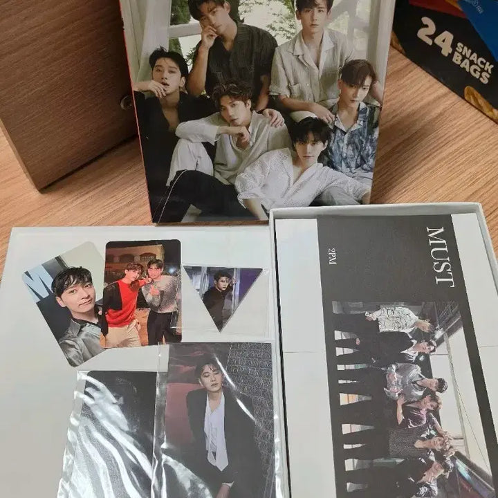 [BUNJANG] 2PM 7th Album MUST 2 Version Bundle Set (Includes POB Photocard) / 2pm 정규7집 MUST 2ver. 일괄 (특전포카 포함)