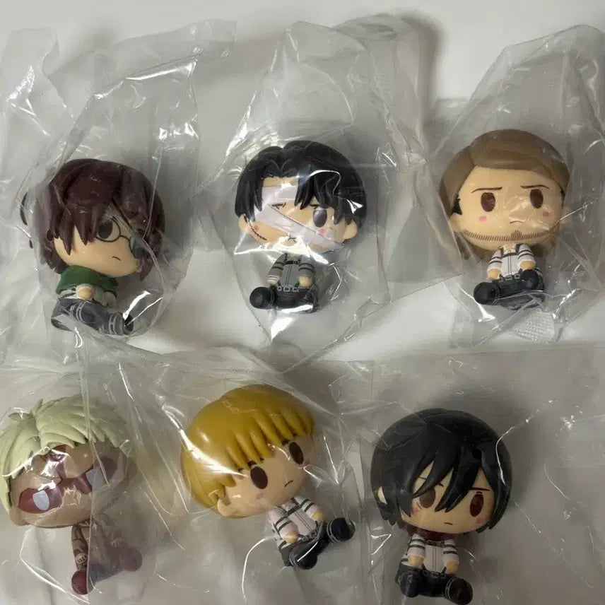 [BUNJANG] Attack on Titan Ichiban Kuji Chokonoko 6 Types (Sealed) / (미개봉)진격의거인 제일복권 초코노코 6종